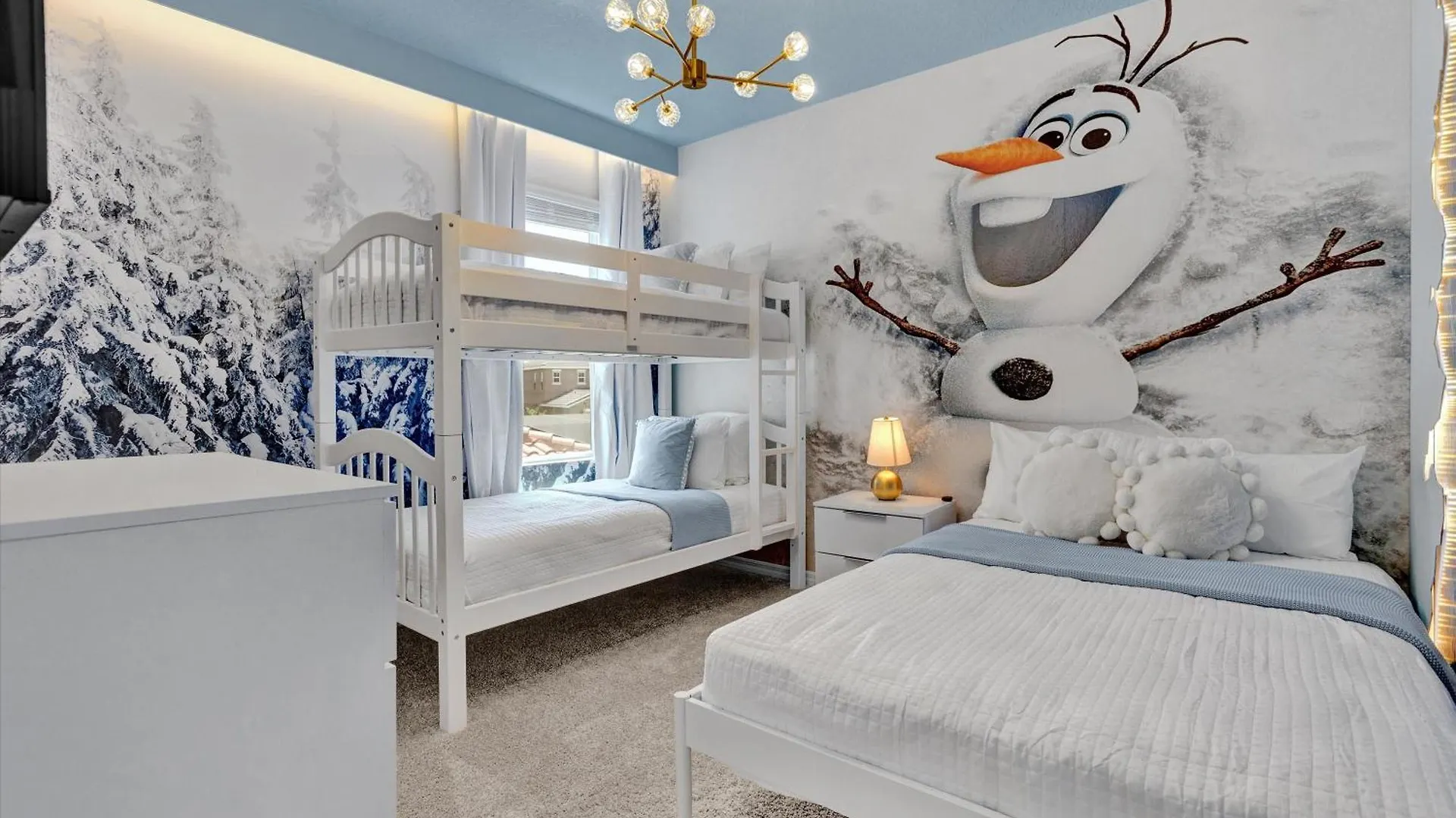 Holiday home 5 Bedrooms- 5 Bathrooms- Solterra 7622 Ol Davenport United States