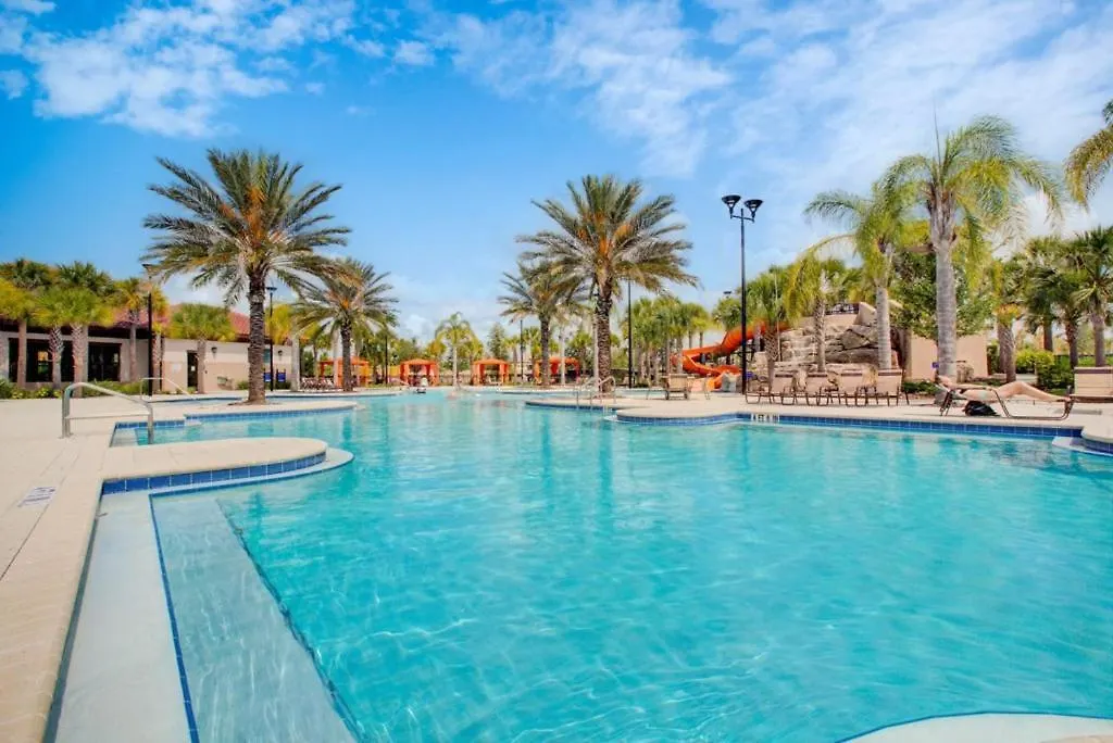 5 Bedrooms- 5 Bathrooms- Solterra 7622 Ol Davenport