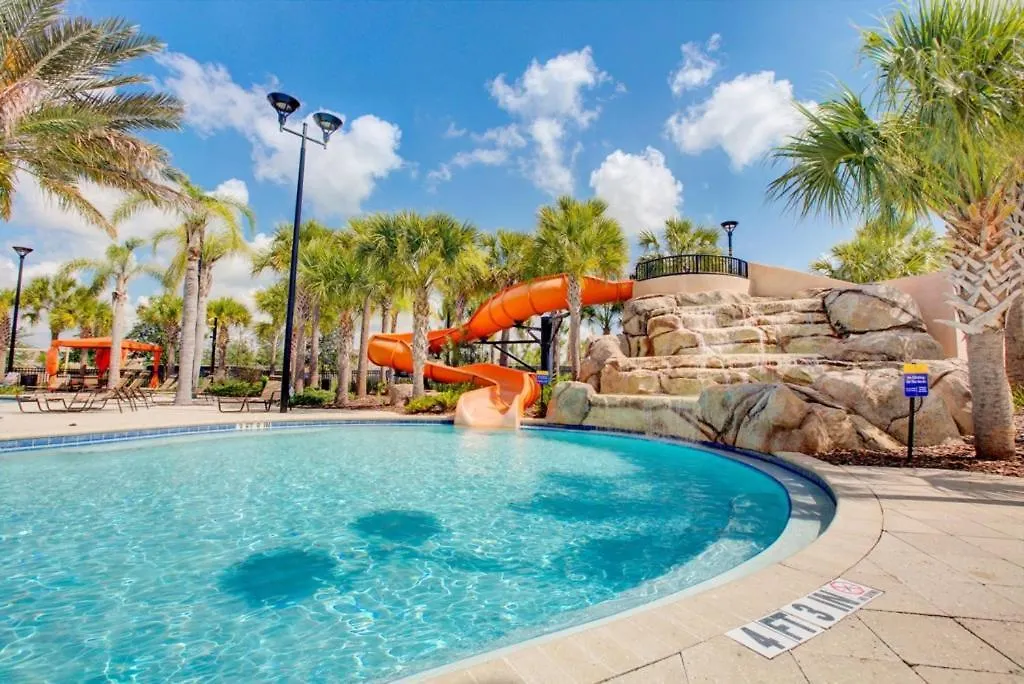 5 Bedrooms- 5 Bathrooms- Solterra 7622 Ol Davenport Holiday home