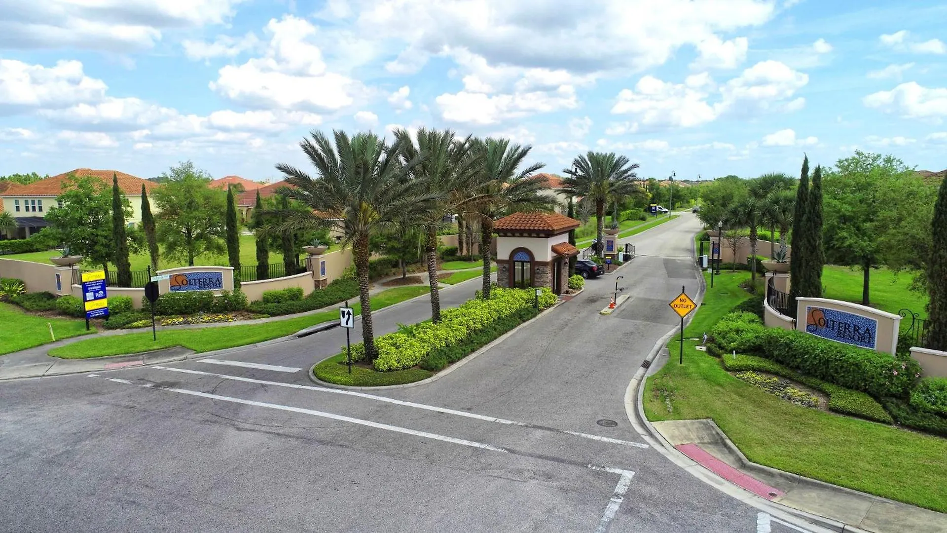 Holiday home 5 Bedrooms- 5 Bathrooms- Solterra 7622 Ol Davenport
